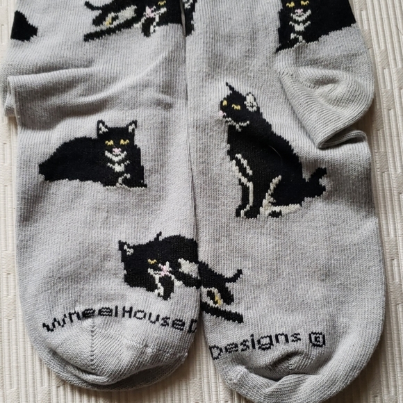 New Black Cat socks - Picture 3 of 4